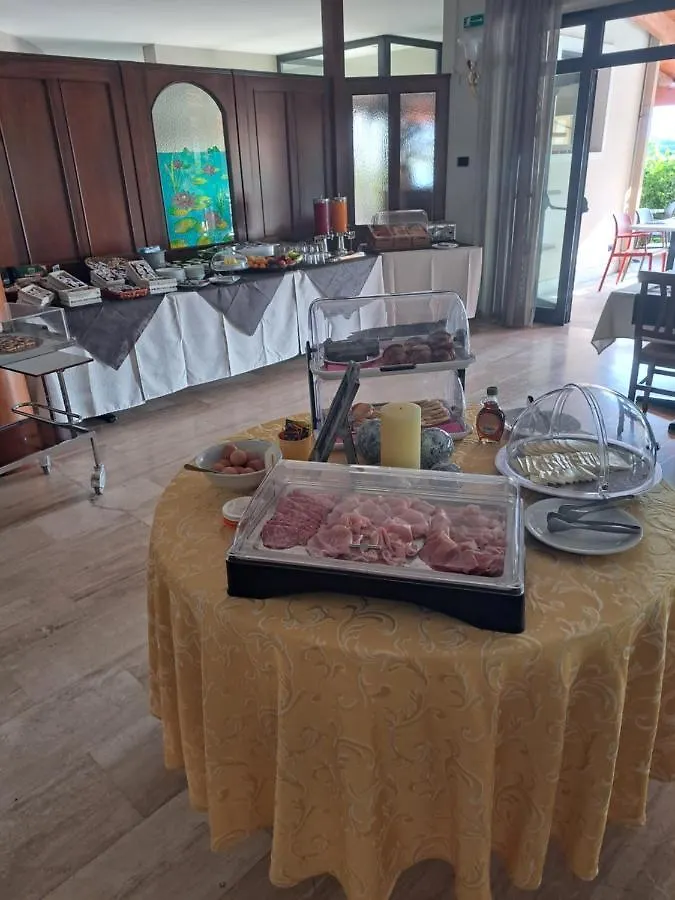 Hotel Fortuna Costermano 3*,  Italia